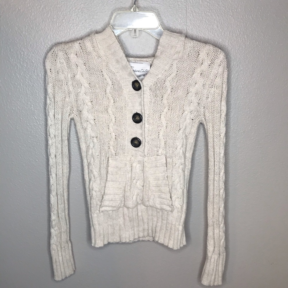 Gently Loved Aeropostale Pull-Over Sweater